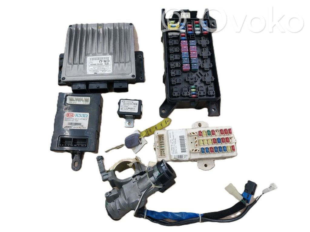 KIA Carnival Engine ECU kit and lock set 