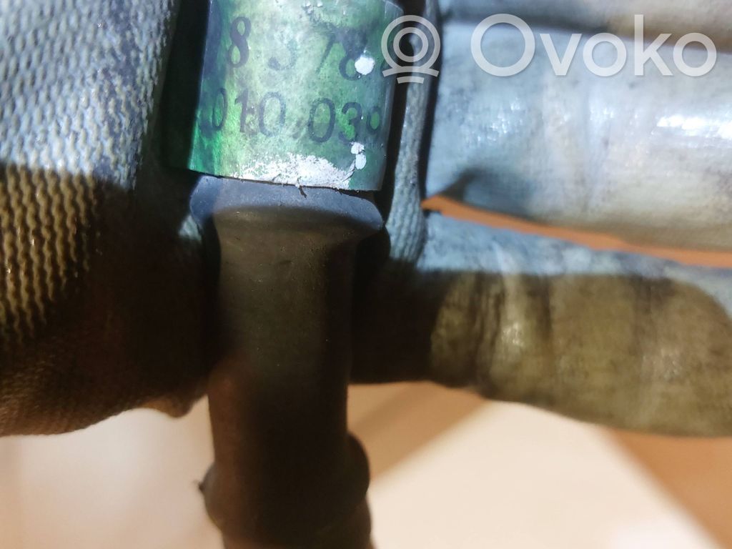 Audi A8 S8 D2 4D Ilmastointilaitteen putki (A/C) 