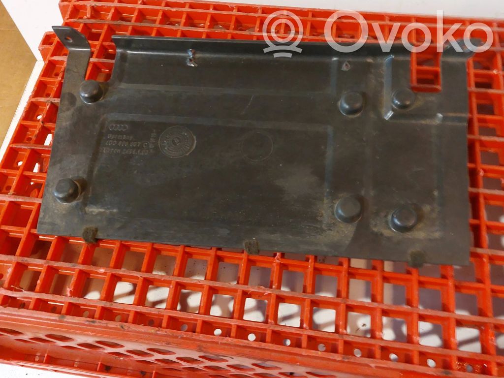 Inne części wnętrza samochodu   4D0868867C,2454100
