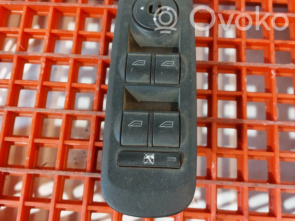 Electric window control switch   6M2T14A132AE,B0210610400