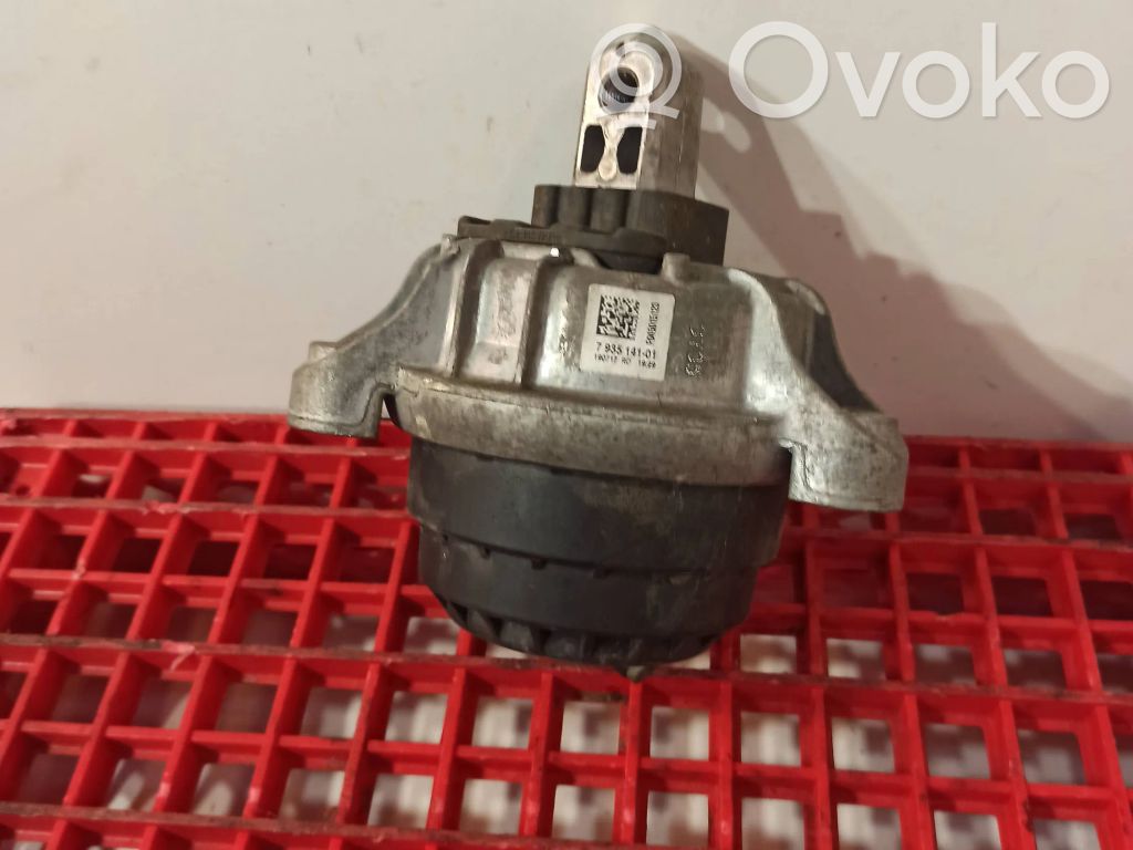 Engine mount bracket   13981112,7935141,190717