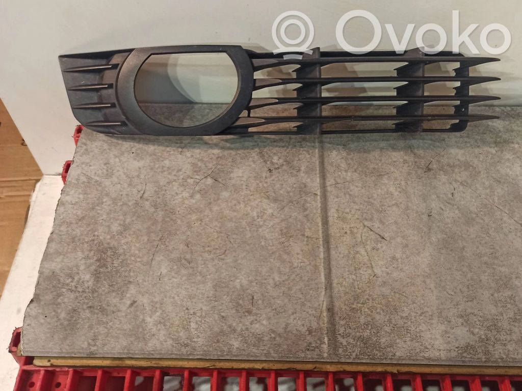 Audi A8 S8 D3 4E Front bumper lower grill 