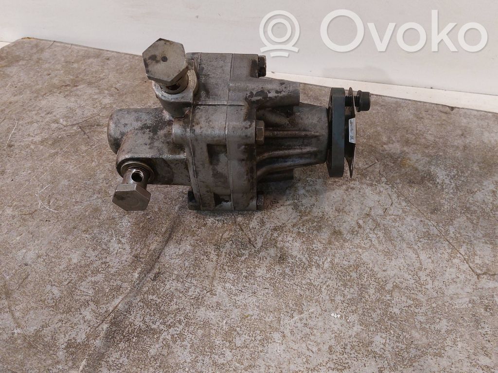 Ohjaustehostimen pumppu   4D0145155K,7682955128,031997