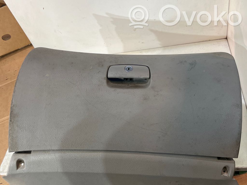 Volkswagen PASSAT B5.5 Guantera 
