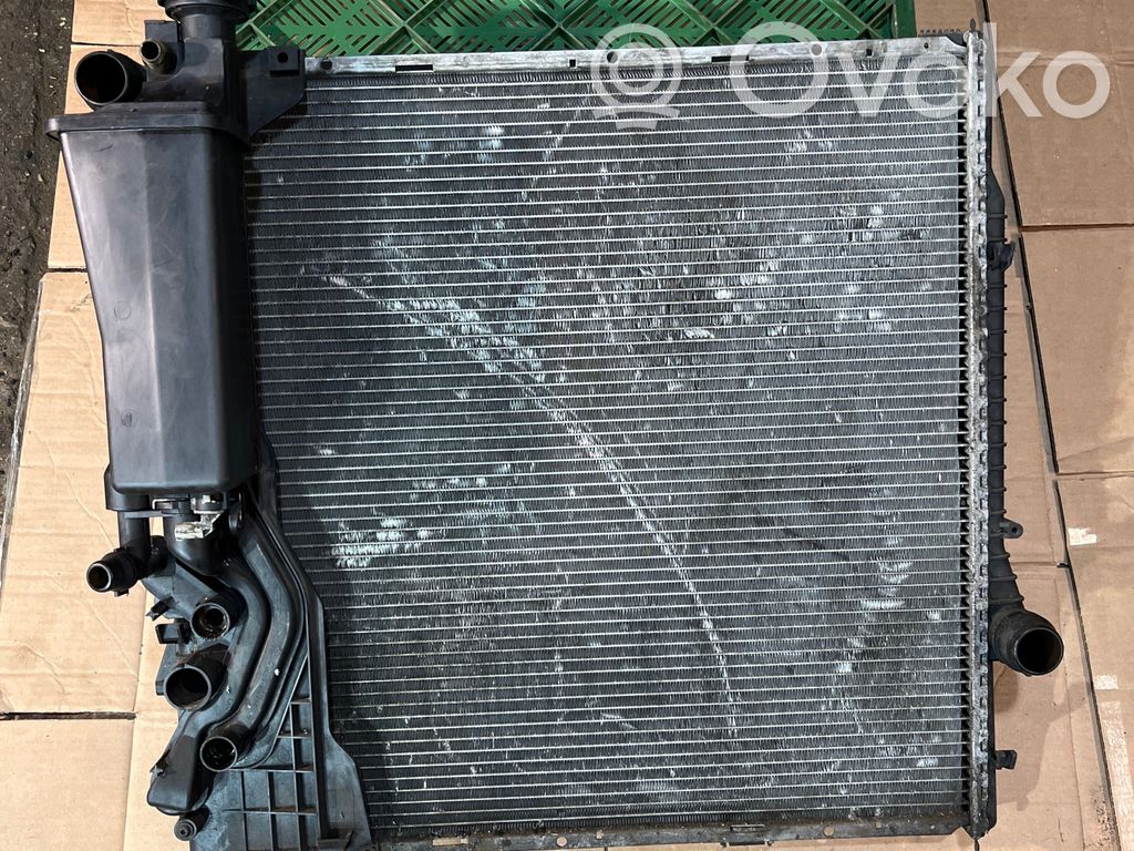 Coolant radiator   2248724