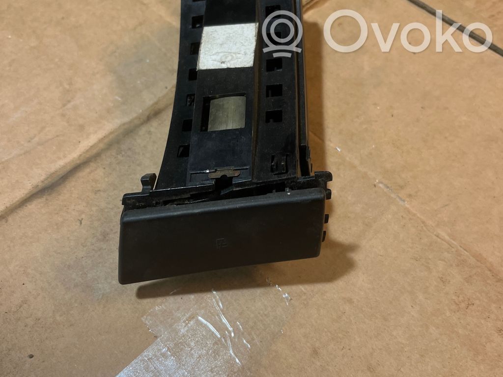 BMW X3 E83 Cup holder 