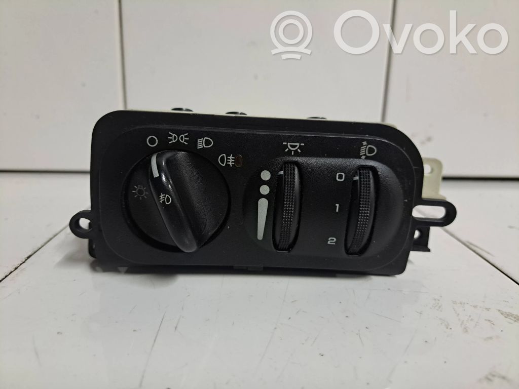 Chrysler 300M Light switch 