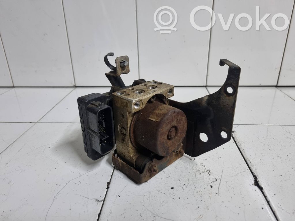 Mazda MPV II LW ABS Pump 