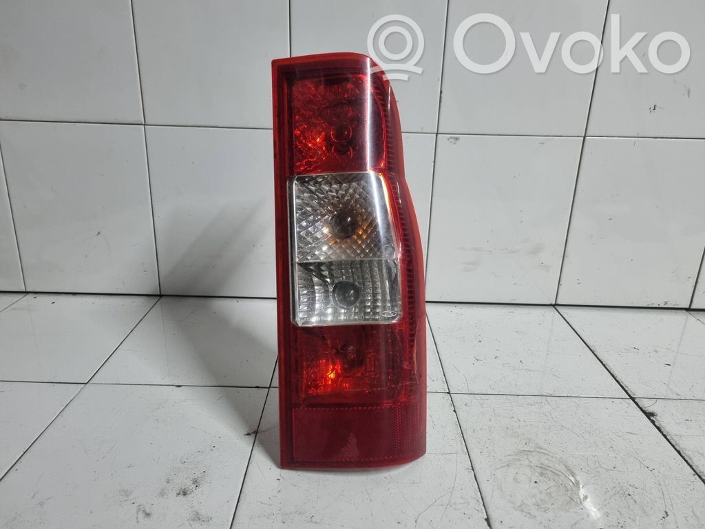 Luz trasera/de freno   6C1113404A,0374D