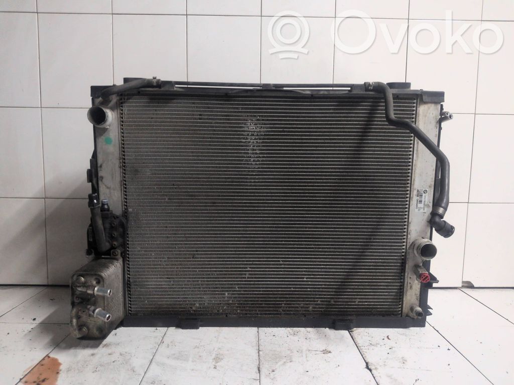 BMW 5 E60 E61 Radiatora komplekts 