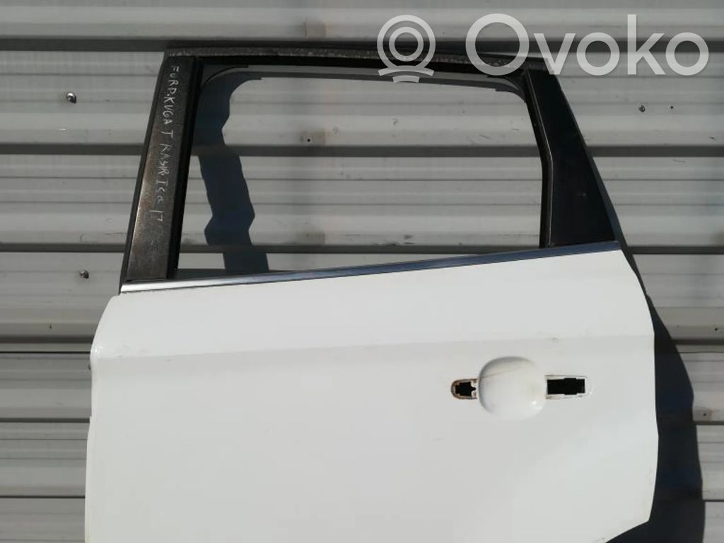 Puerta trasera   P8V41S24631AA,P8V41S24631AA