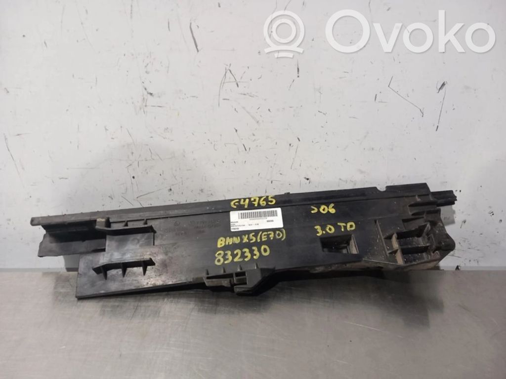 Bottom trim   7799762