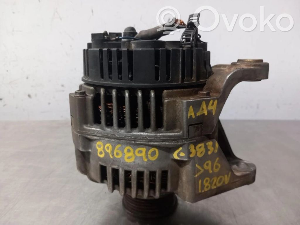 Audi A4 S4 B5 8D Generatorius 
