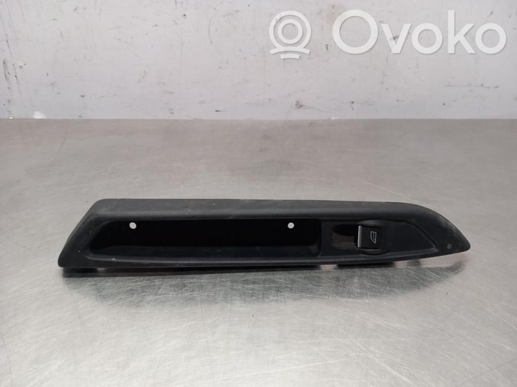 Ford B-MAX Przyciski szyb 
