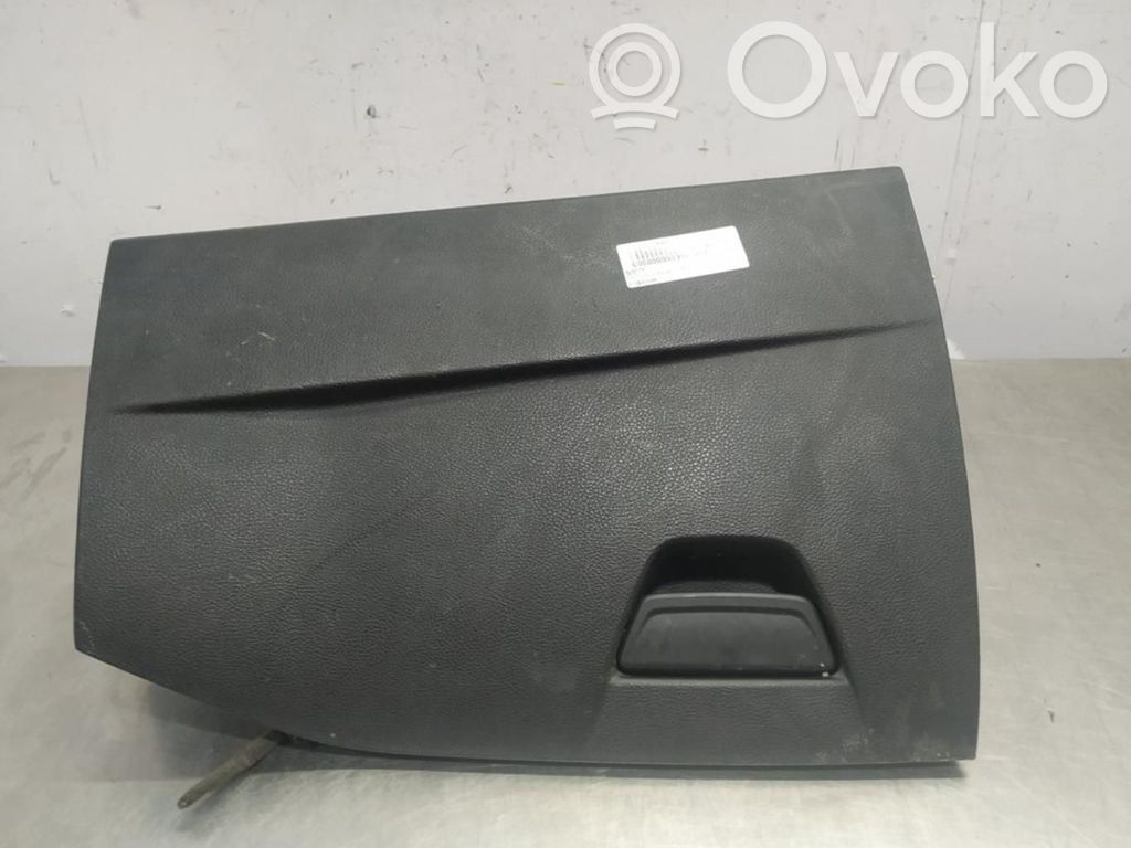 Guantera   F1EBA06044