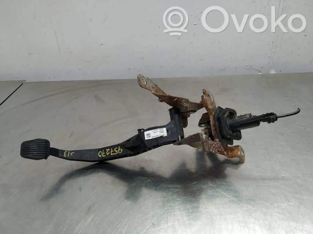 Ford Transit Pédale d'embrayage 