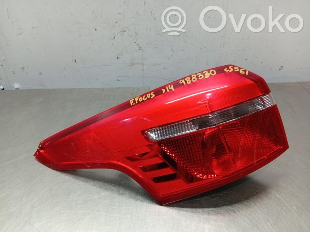 Ford Focus Aizmugurējais lukturis virsbūvē 