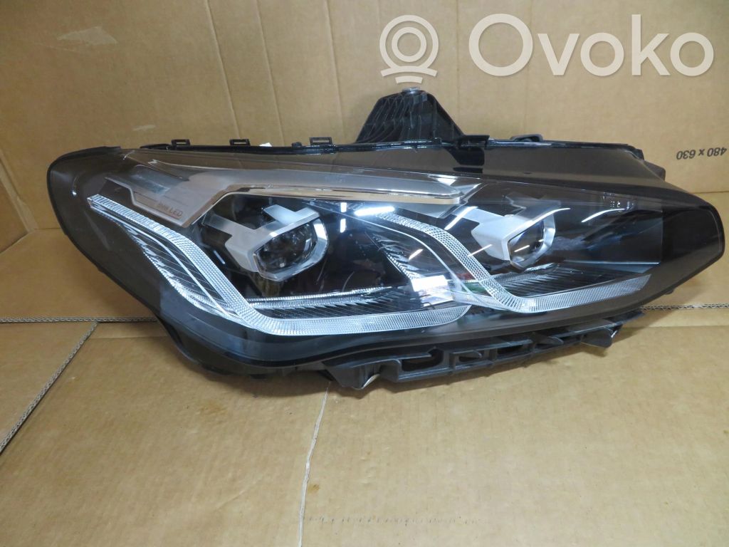BMW 2 Active Tourer U06 Headlight/headlamp 