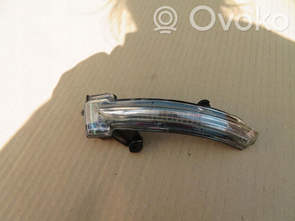 Renault Megane IV Front indicator light 