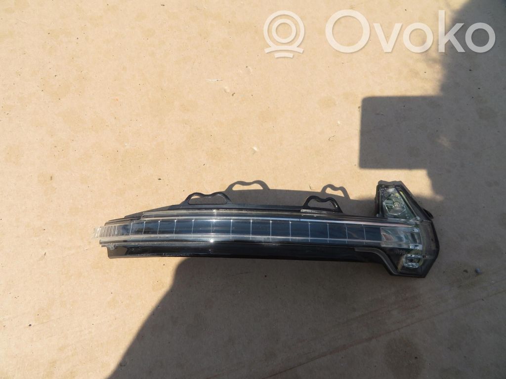 Audi A4 S4 B9 Mirror indicator light 