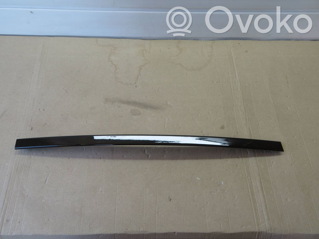 BMW 3 F30 F35 F31 Listwa szyby drzwi tylnych 