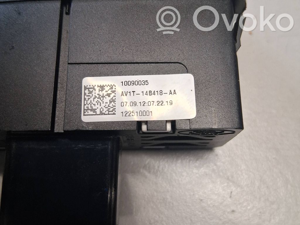 Other dashboard   10090035,122510001,AV1T14B418AA