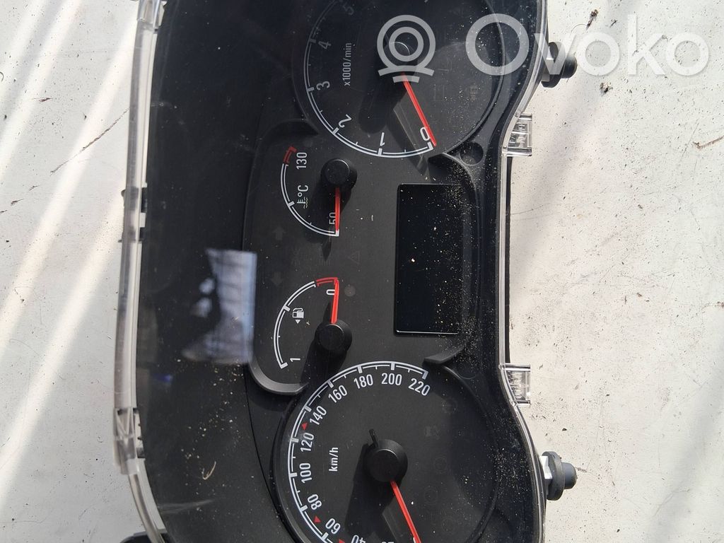 Opel Combo D Speedometer (instrument cluster) 