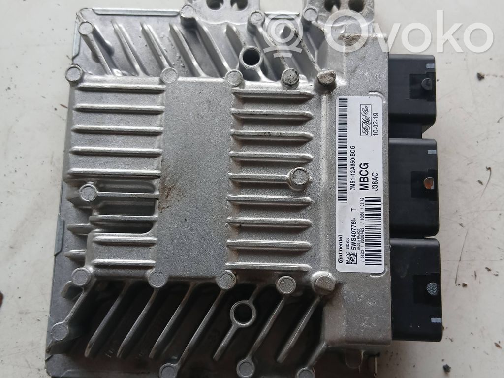Ford Focus Engine control unit/module 