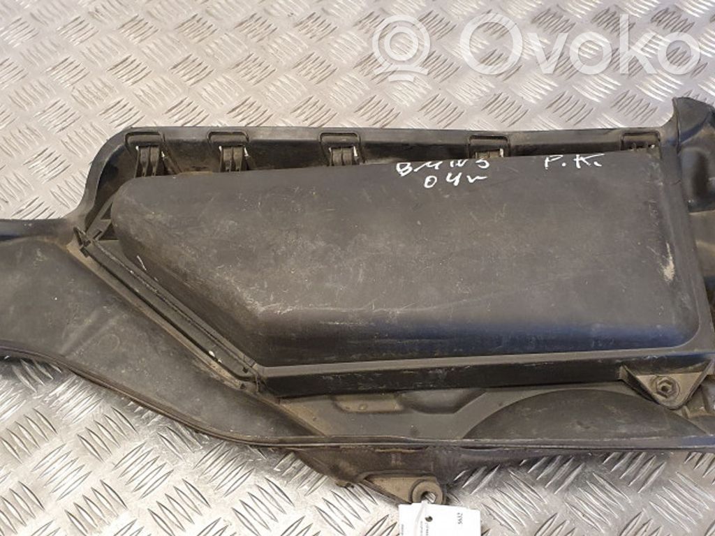 Air filter box
