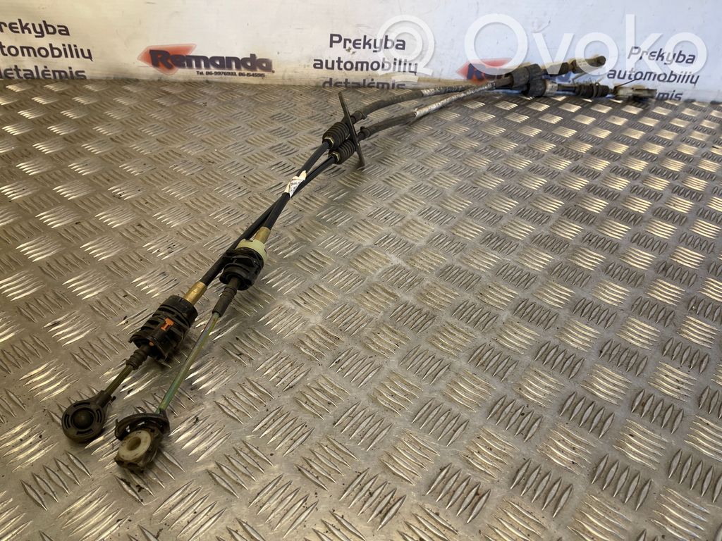 Ford Focus Gear shift cable linkage 