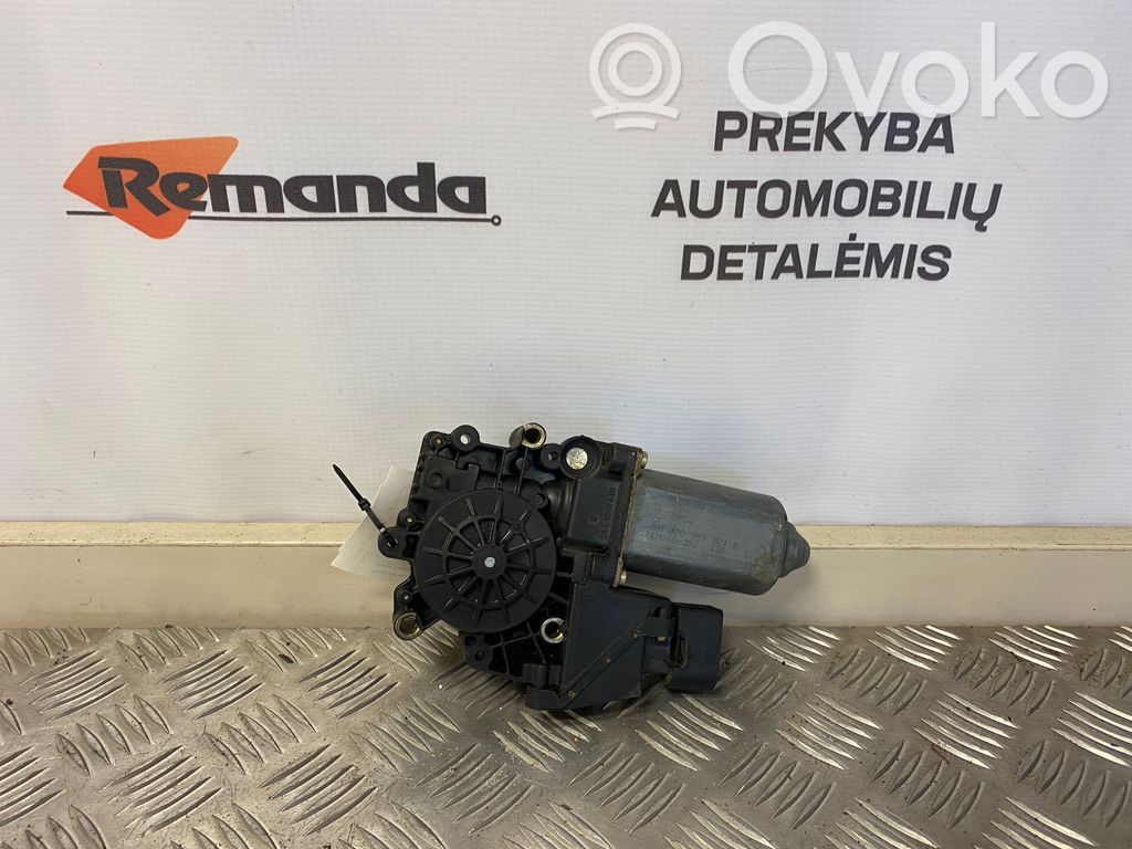 Audi A8 S8 D2 4D Silnik regulatora szyby drzwi przednich 