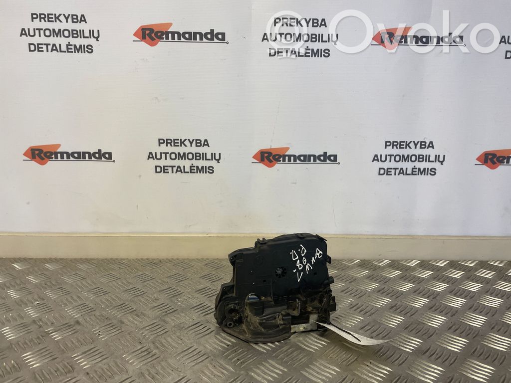 BMW 1 E81 E87 Zamek drzwi przednich 