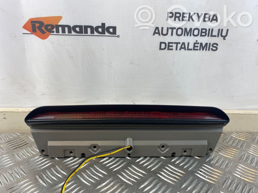 Subaru Forester SG Third/center stoplight 