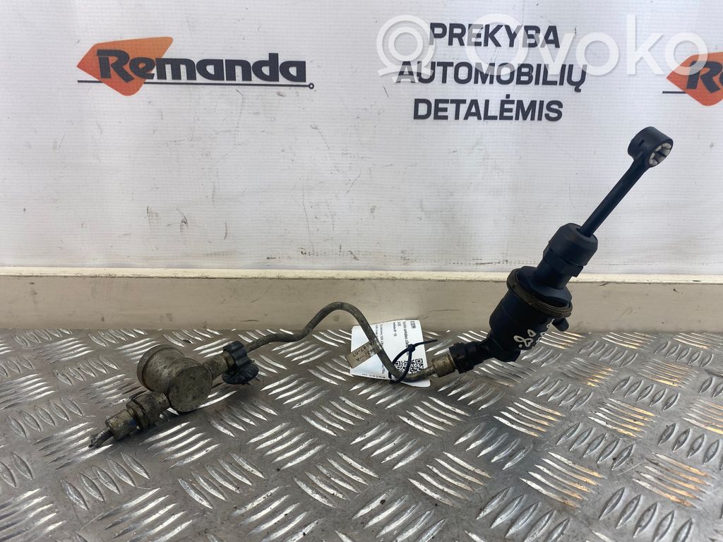 Cilindro maestro de embrague   8200524724,8200673662