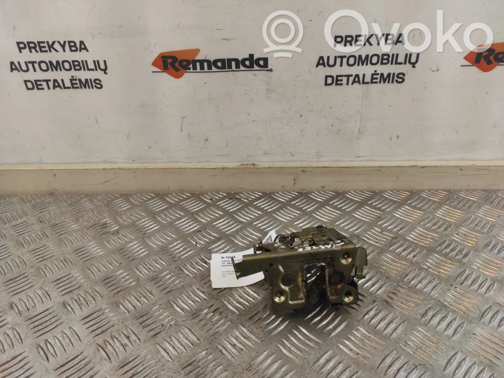 Renault Master II Rear door lock 