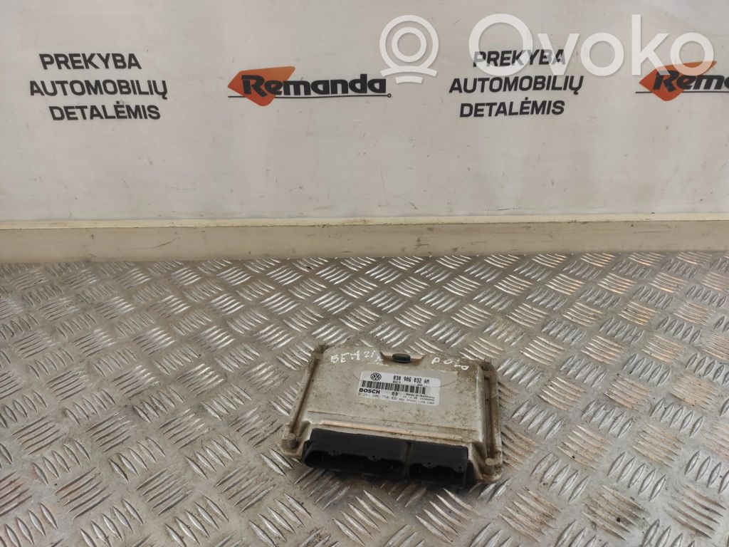 Engine control unit/module   030906032AM,0261206750,26SA0000