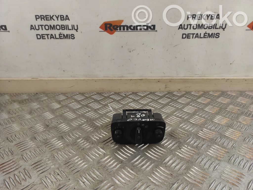 Light switch   6G9T13A024AE,04066404