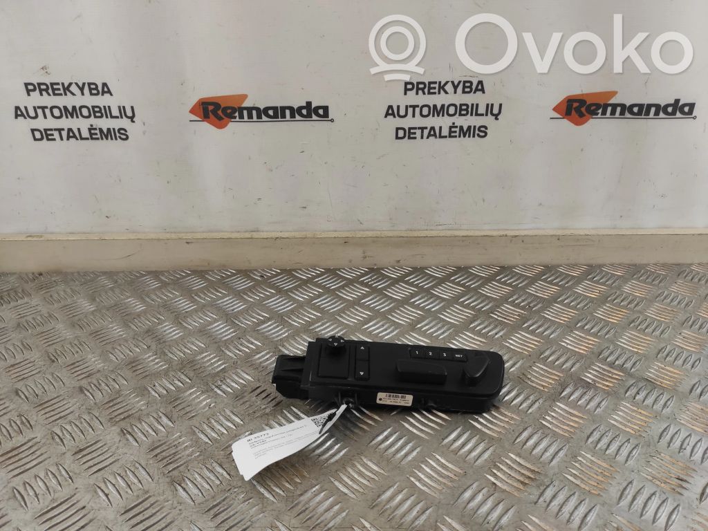 Volkswagen Phaeton Seat control switch 
