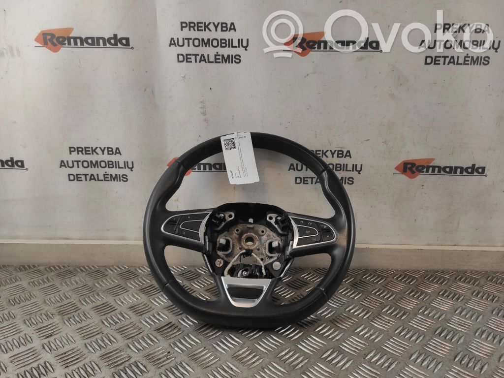 Lenkrad   484001840R,484001840R,646666700A,647579400A