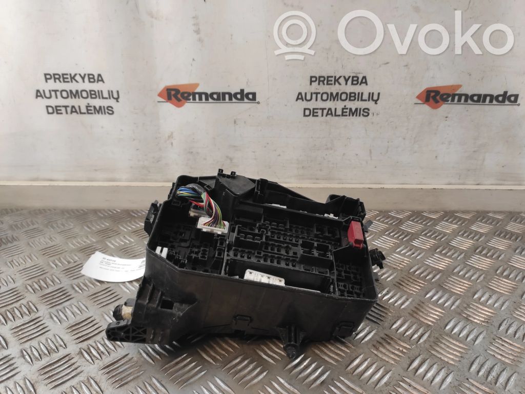 Toyota Prius (XW30) Sulakerasiasarja 
