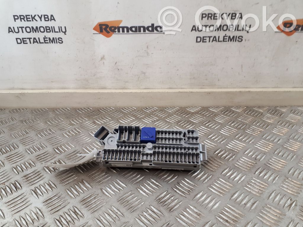 BMW 5 G30 G31 G38 Fuse module 