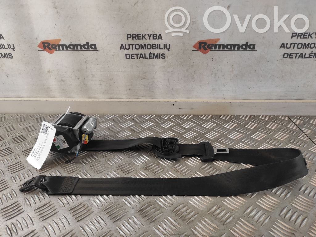 Volkswagen PASSAT B8 Cinturón delantero 
