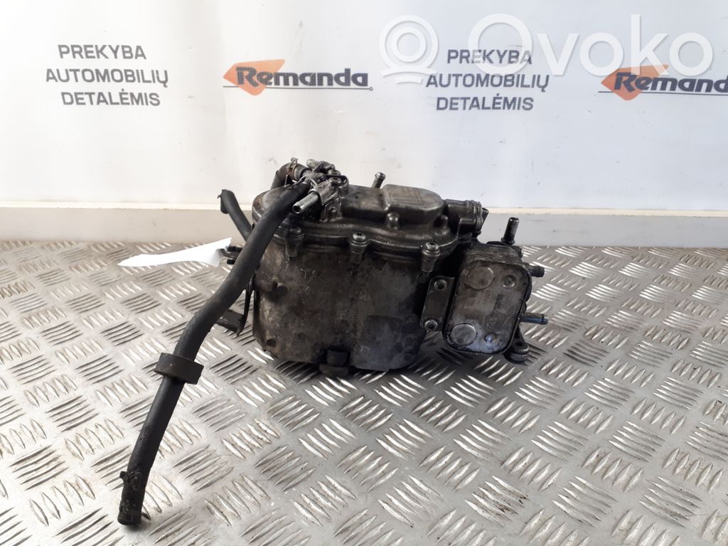 Volkswagen Touareg I Fuel filter housing 