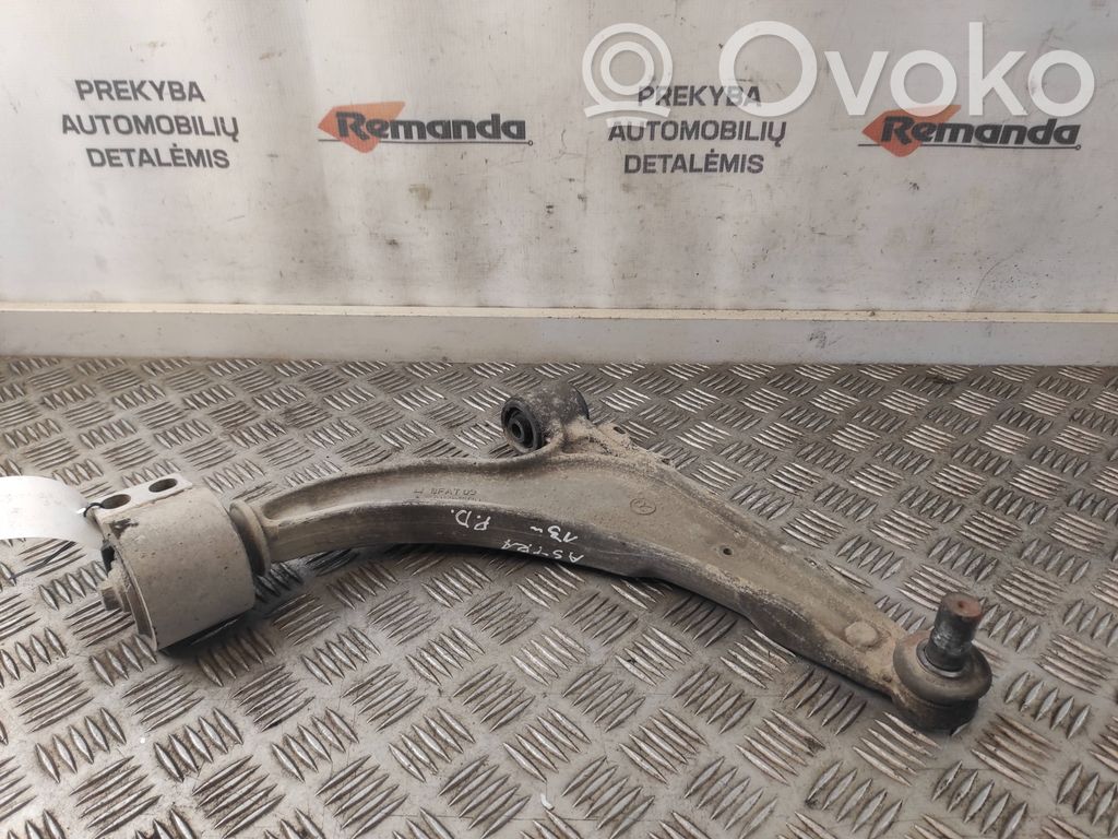 Opel Astra J Front lower control arm/wishbone 