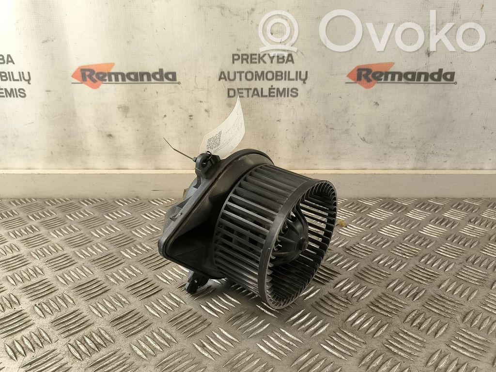 Citroen Berlingo Pečiuko ventiliatorius/ putikas 