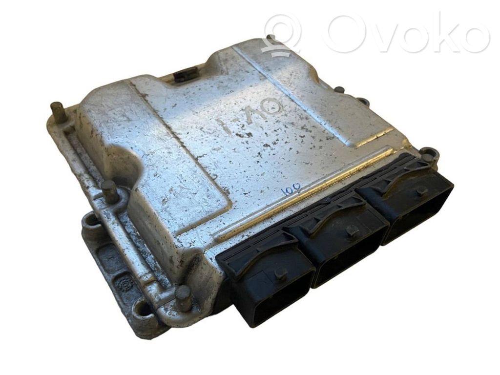 Engine control unit/module   8200118526,28SA5248,0281010632