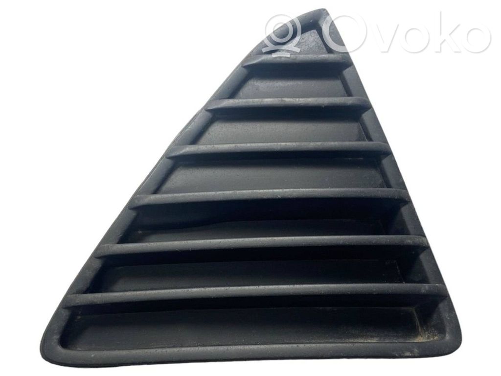 Ford Focus Rejilla inferior del parachoques delantero 