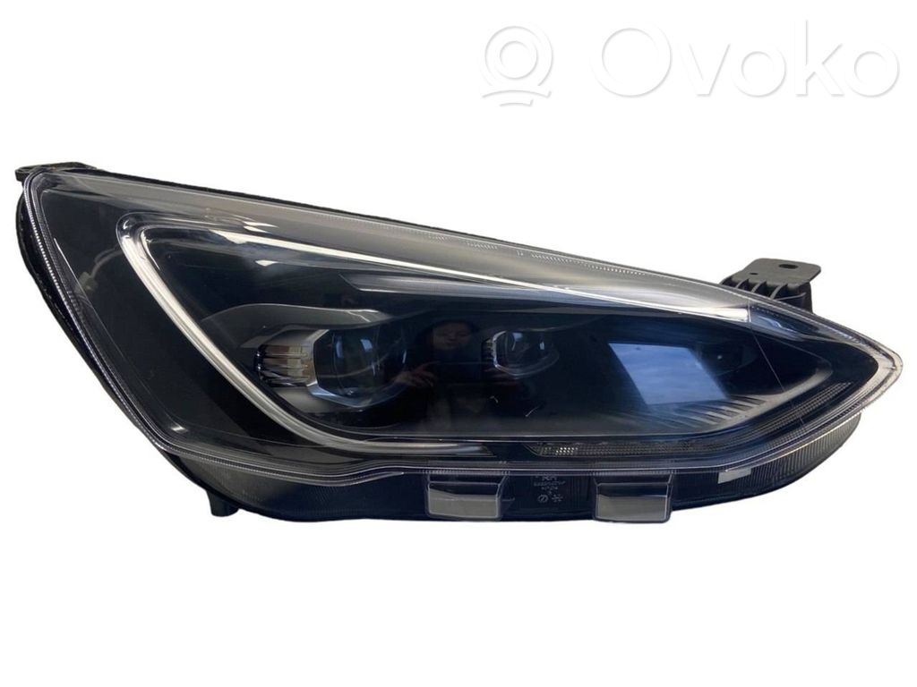 Ford Focus Headlight/headlamp 
