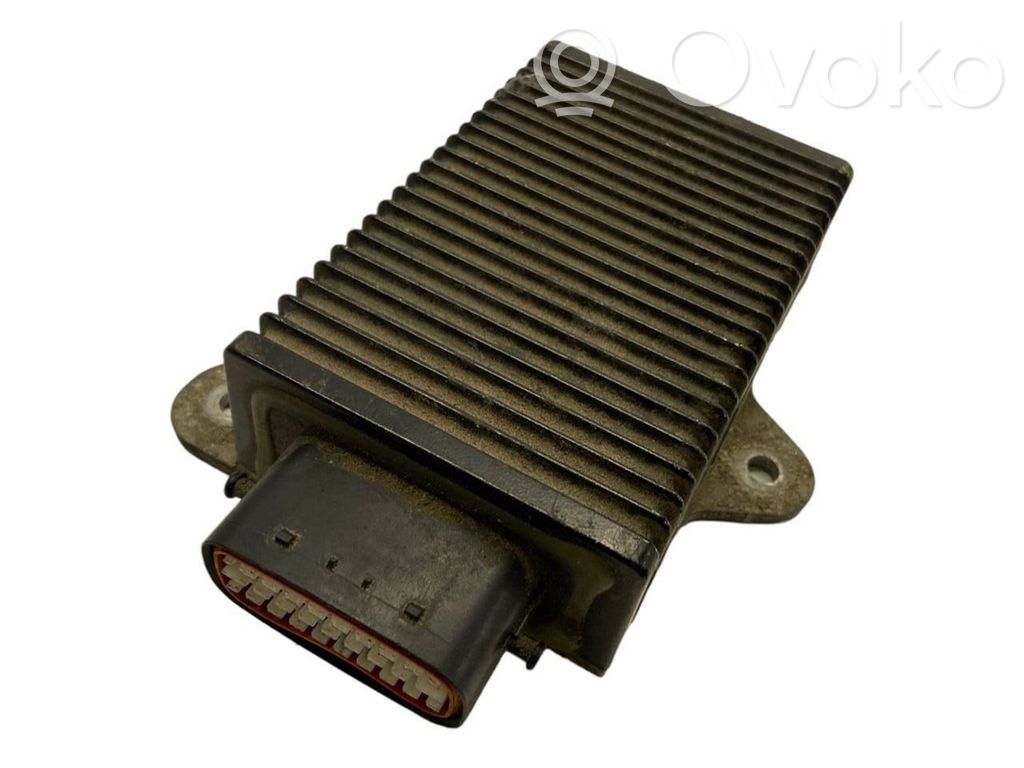 Engine control unit/module   MD340897,E8T11173