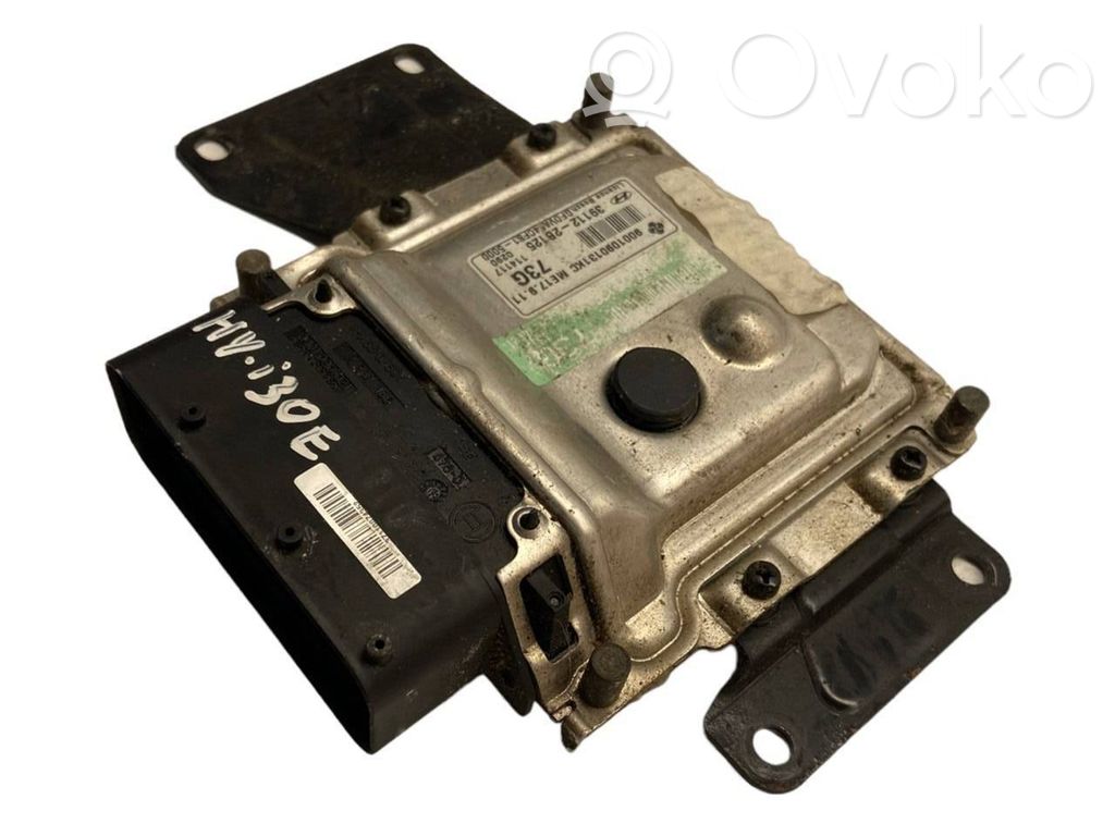 Hyundai i30 Engine control unit/module 